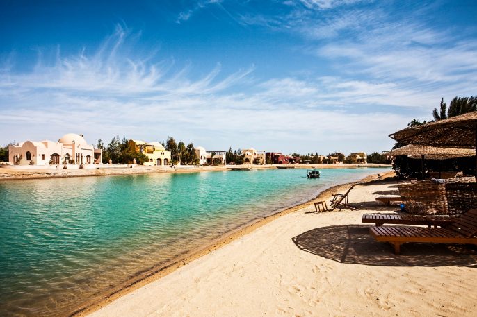 Hurghada Beach Resort iStock_000009271957_Large-2